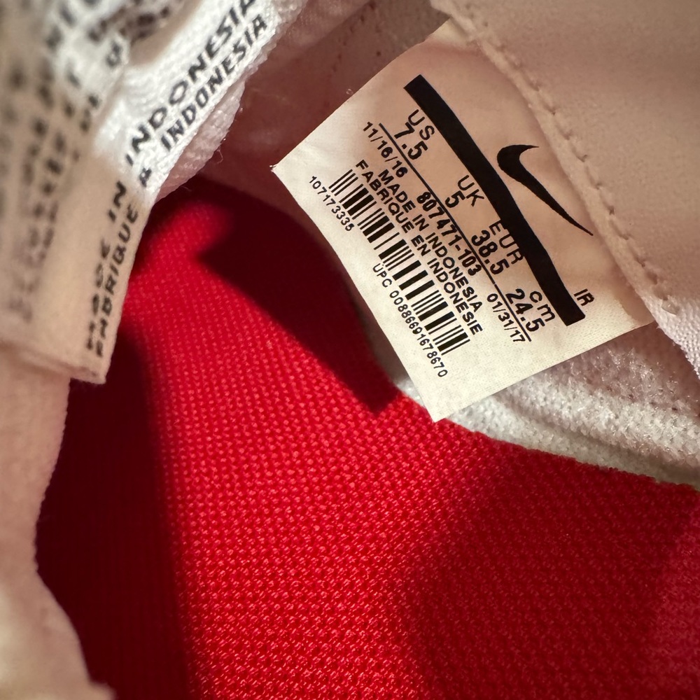 Nike Cortez “Forrest Gump” Sneakers - Picture 9 of 9